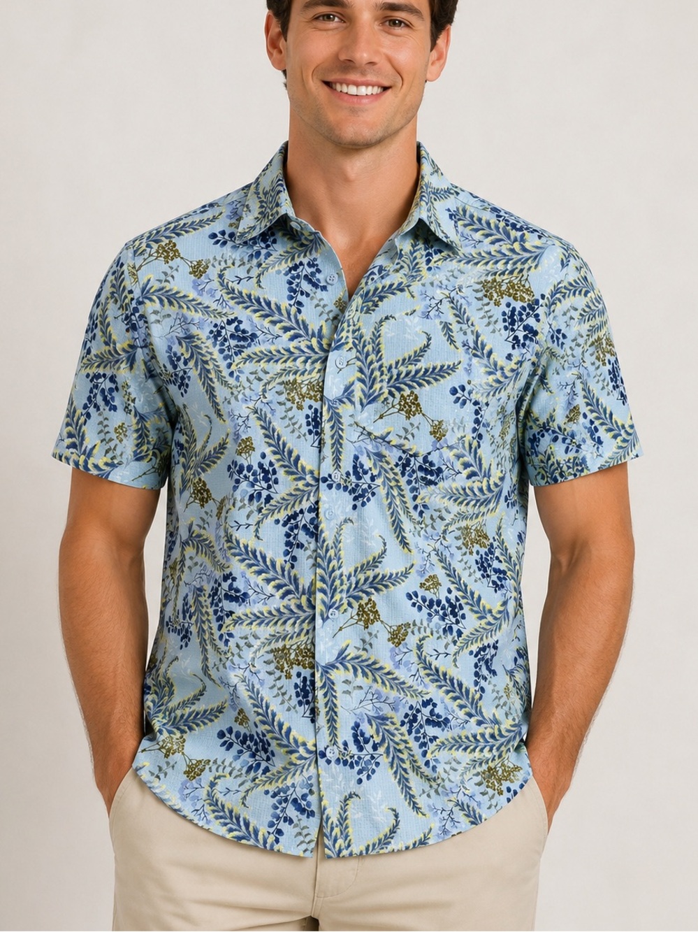 VRST Resort Short Sleeve Button-Up Shirt Fern Foliage light Blue Men’s Medium